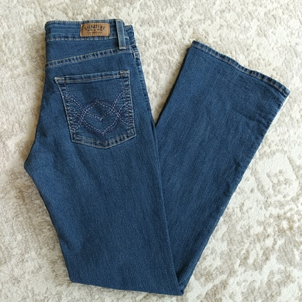 Signature Levi Strauss & Co. Modern Bootcut Jeans 4M Blue